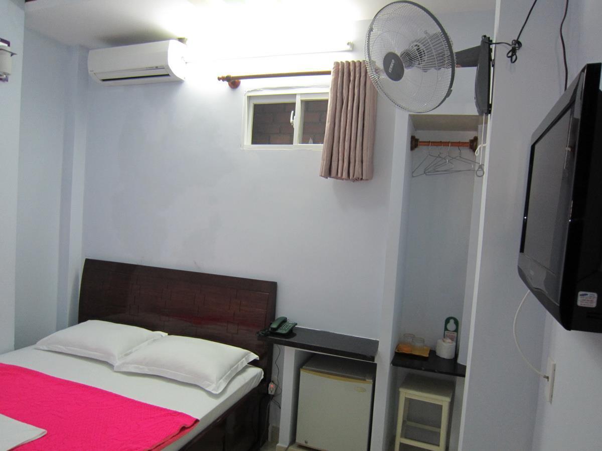 Ti Ti Room For Rent Хошимин Экстерьер фото